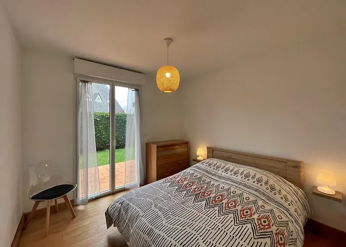 La Libellule, Maison De 3 Chambres, Proche Du Centre Ville Et A 8 Min Des Plages